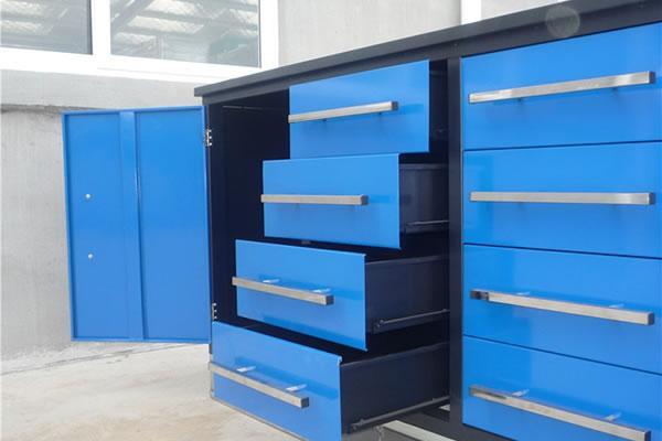 Armoire en acier à bas prix